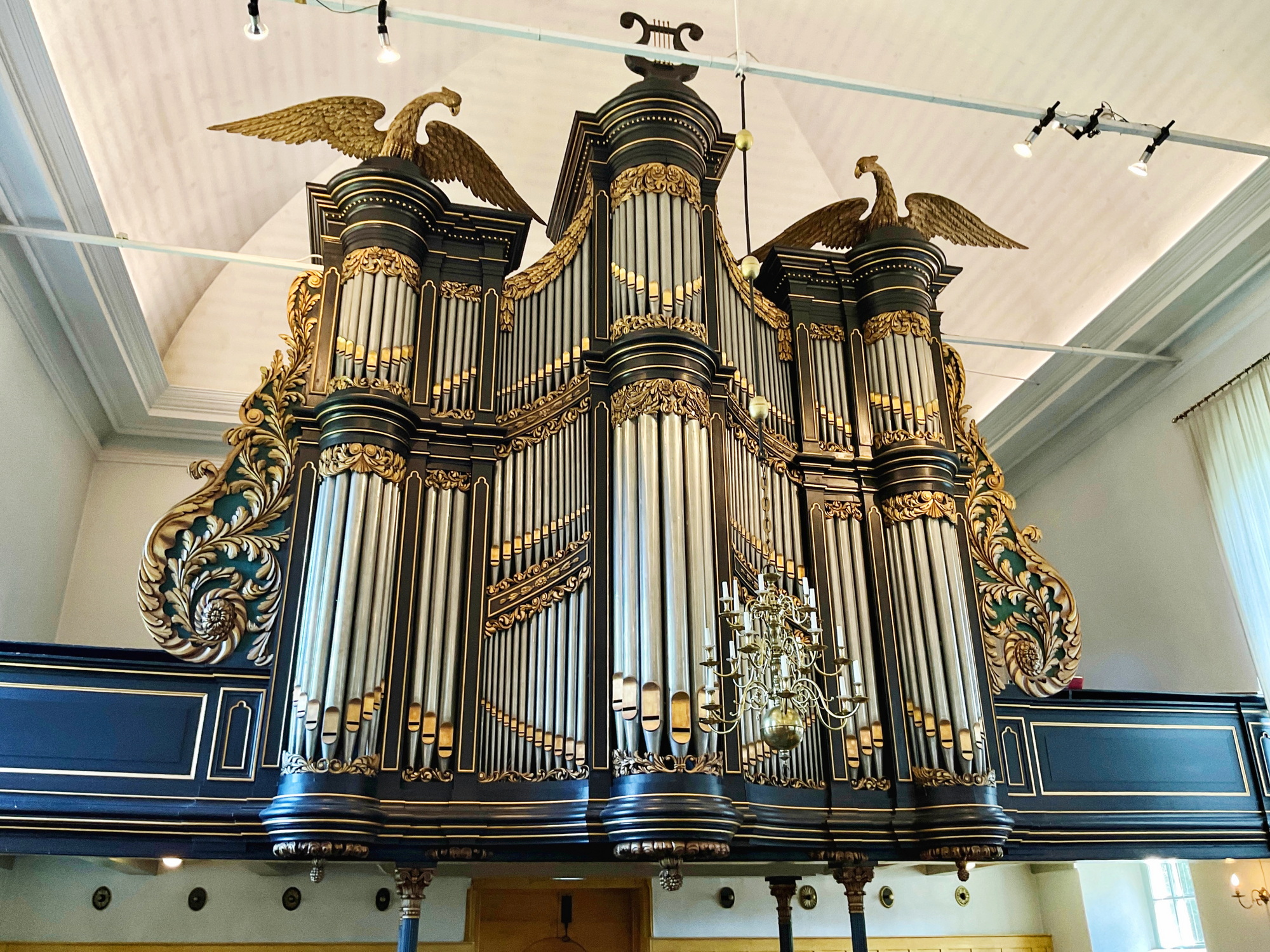 Het orgel in de Wedderwegkerk. Foto: ©Jur Kuipers.